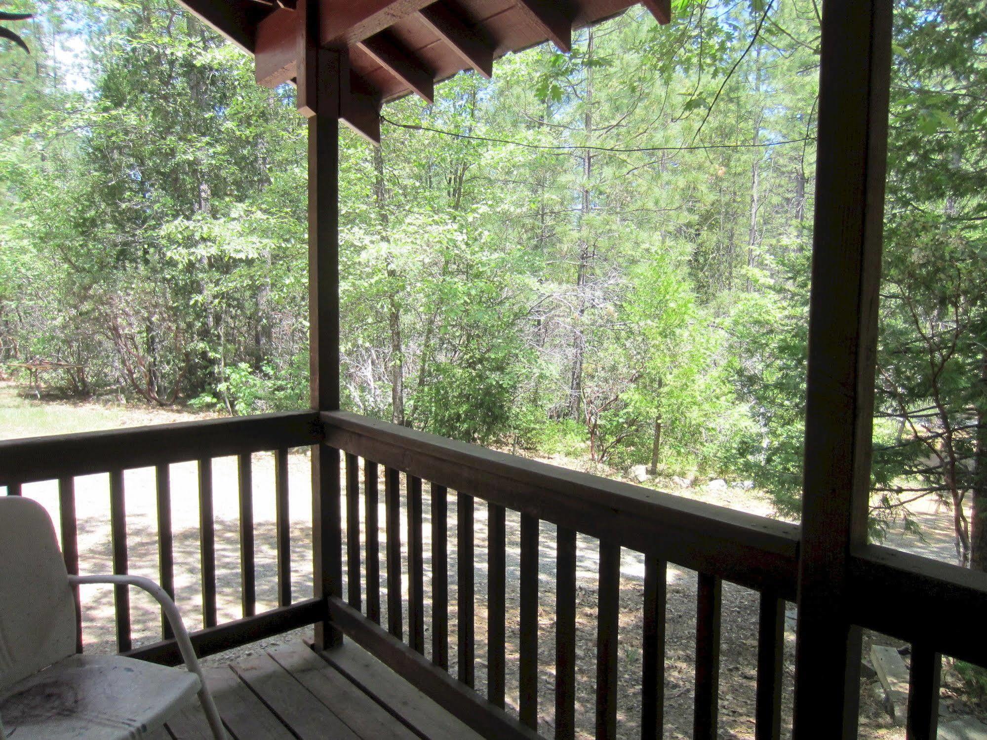 The Red Rooster Lodge Coulterville Εξωτερικό φωτογραφία